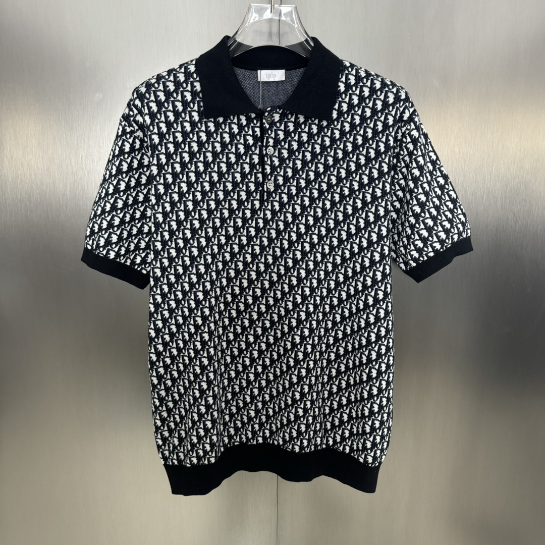 Dior T-shirt