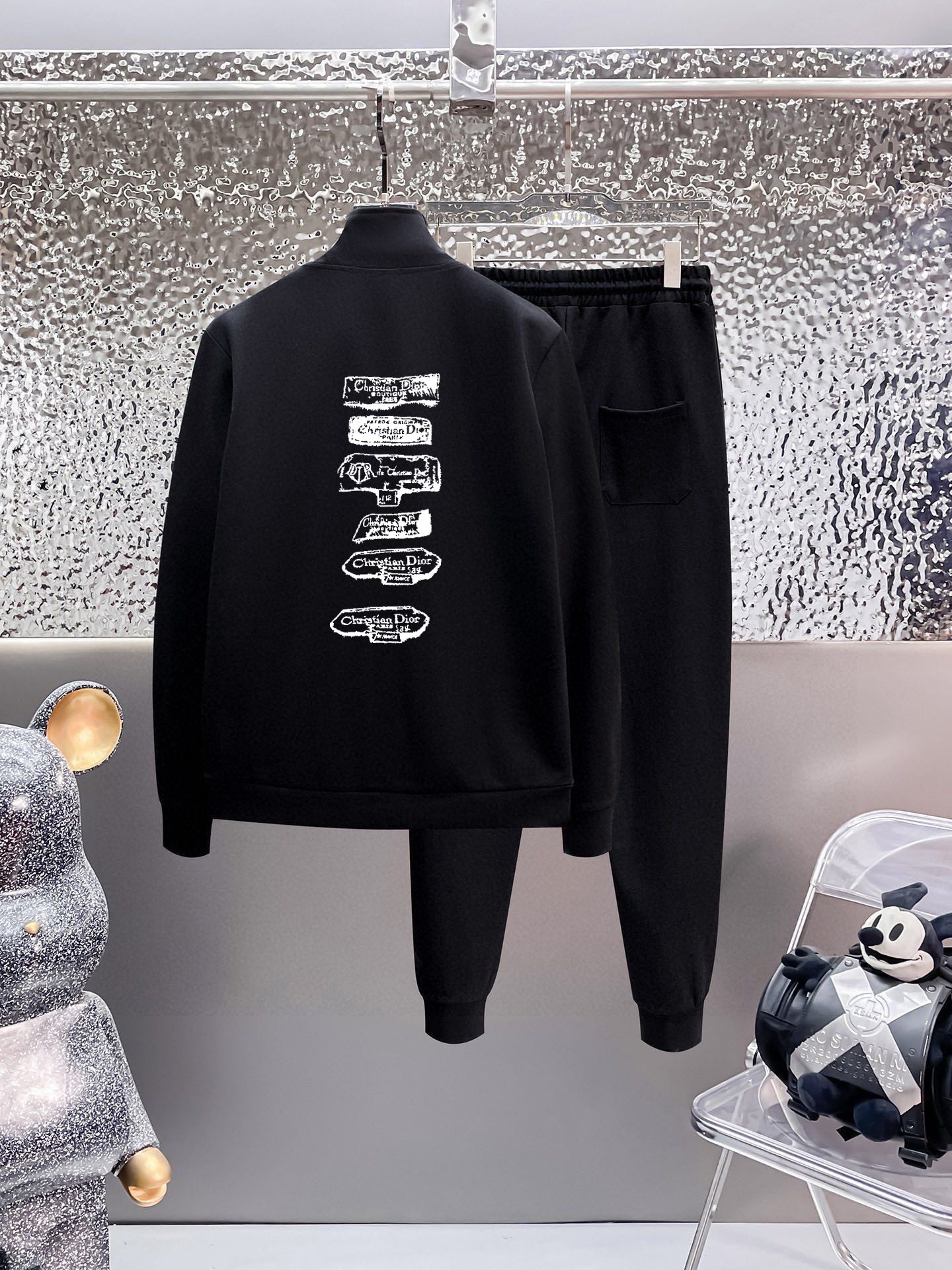 DIOR set