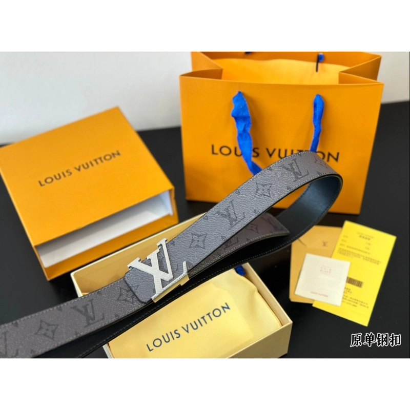 Louis Vuitton belt