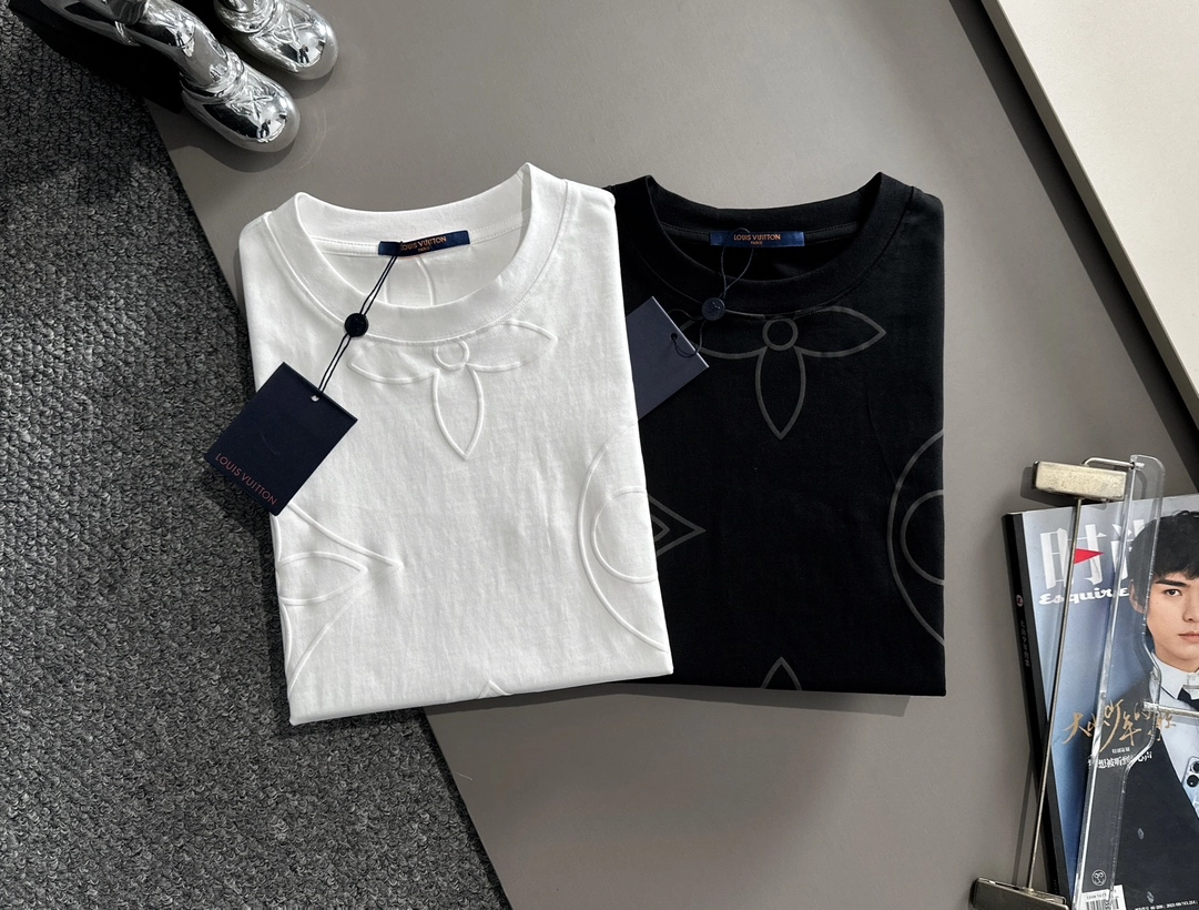 LV T-shirt